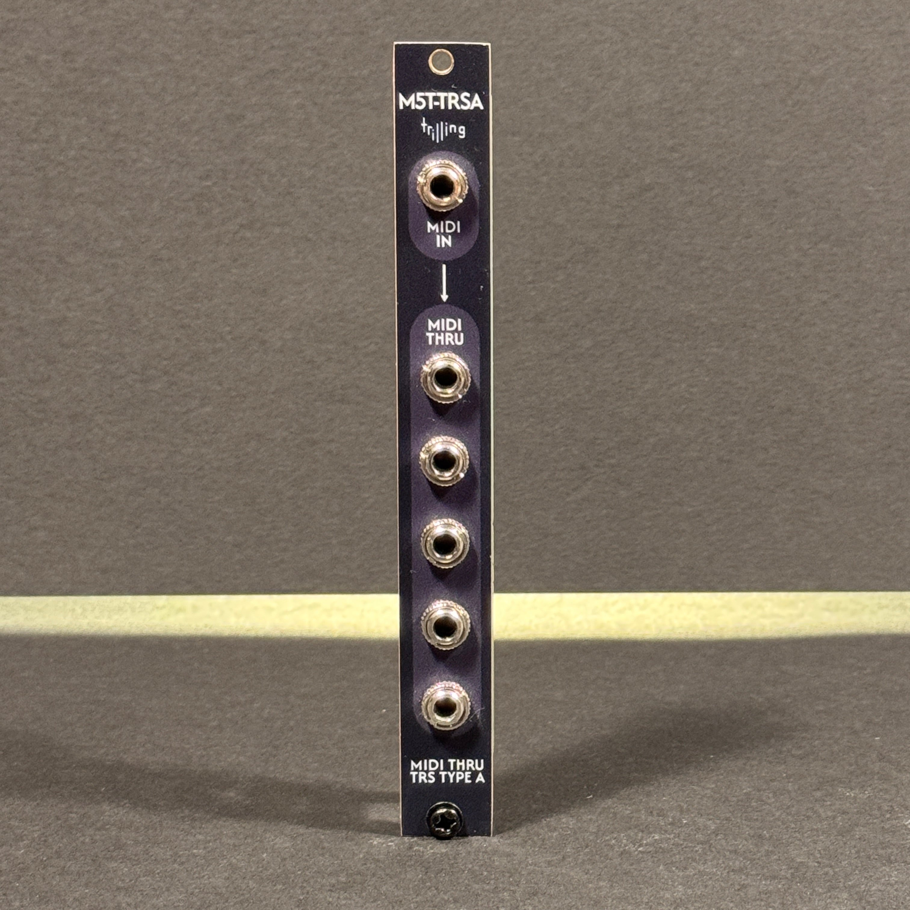 M5T-TRSA - MIDI Thru TRS Type A